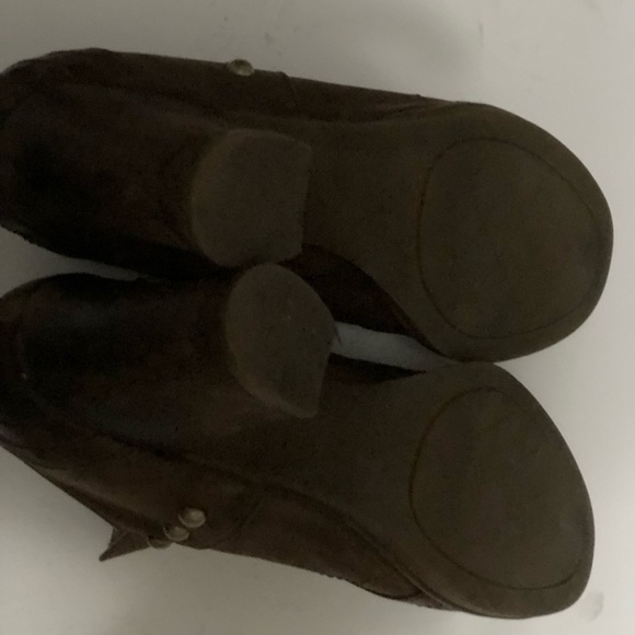 Bootie - Picture 3 of 4